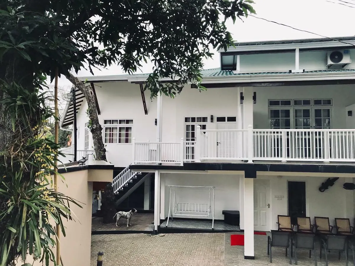 Duvi'S Shelter Bungalow コロンボ
