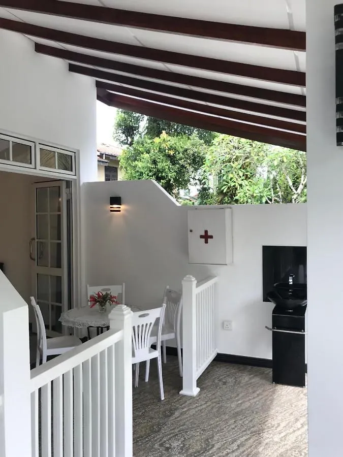 Δωμάτια σε οικογενειακή κατοικία Duvi'S Shelter Bungalow Κολόμπο